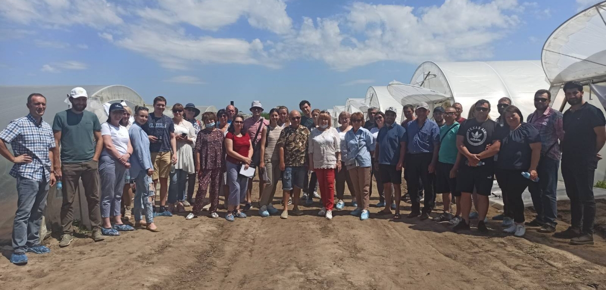 Навчальна поїздка проєкту #ЕФКО «Агротехнологічні майстер класи з особливостей вирощування суниці у з/ґ» (доповнюється)