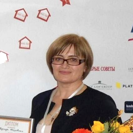 Зіновія Єлінська